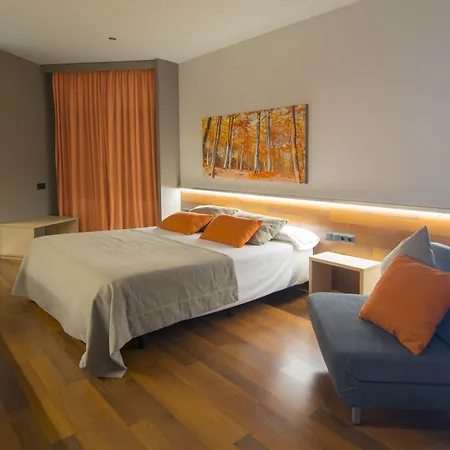 America Hotel 3*